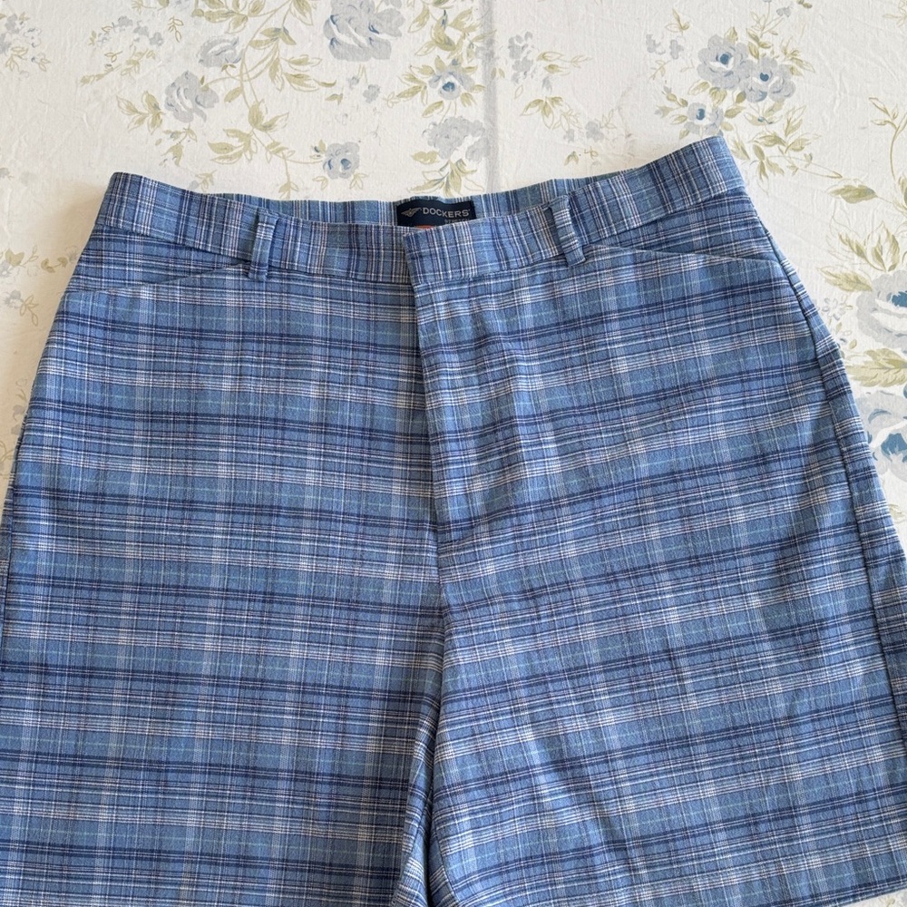 Dockers women Blue Plaid Flat Front Shorts